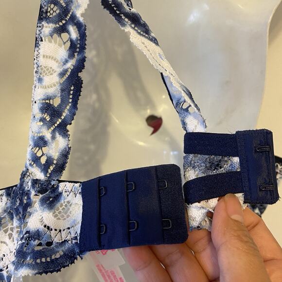 Victoria's Secret PINK Lace High Neck Push-Up Bralette Bra Size M/B80 Blue White - Picture 7 of 8